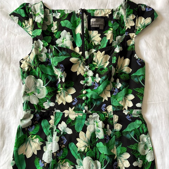 Anthropologie Floral Green Midi Dress with Sweetheart Neckline - Picture 5 of 10